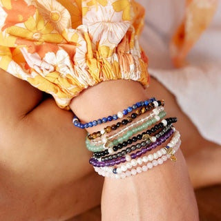 Palas Prosperity Gem Bracelet - Strength - Hematite & Pearl